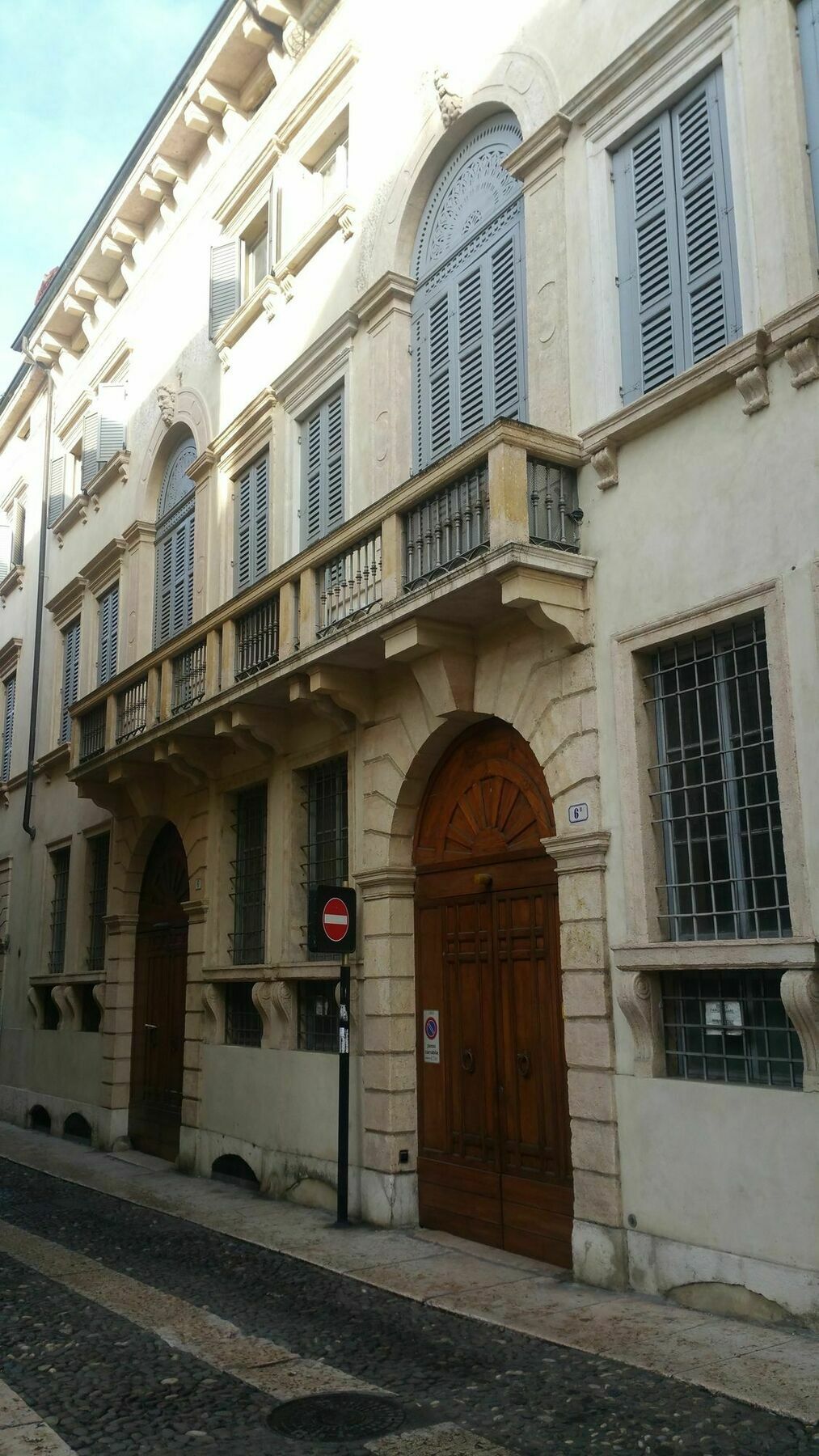 Palazzo Camozzini Apartments Verona Exterior photo